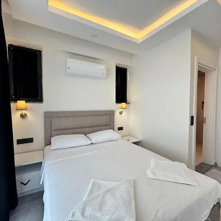 Zefiros Villa *