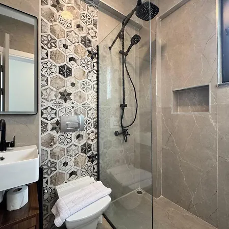 Zefiros Willa Dalyan